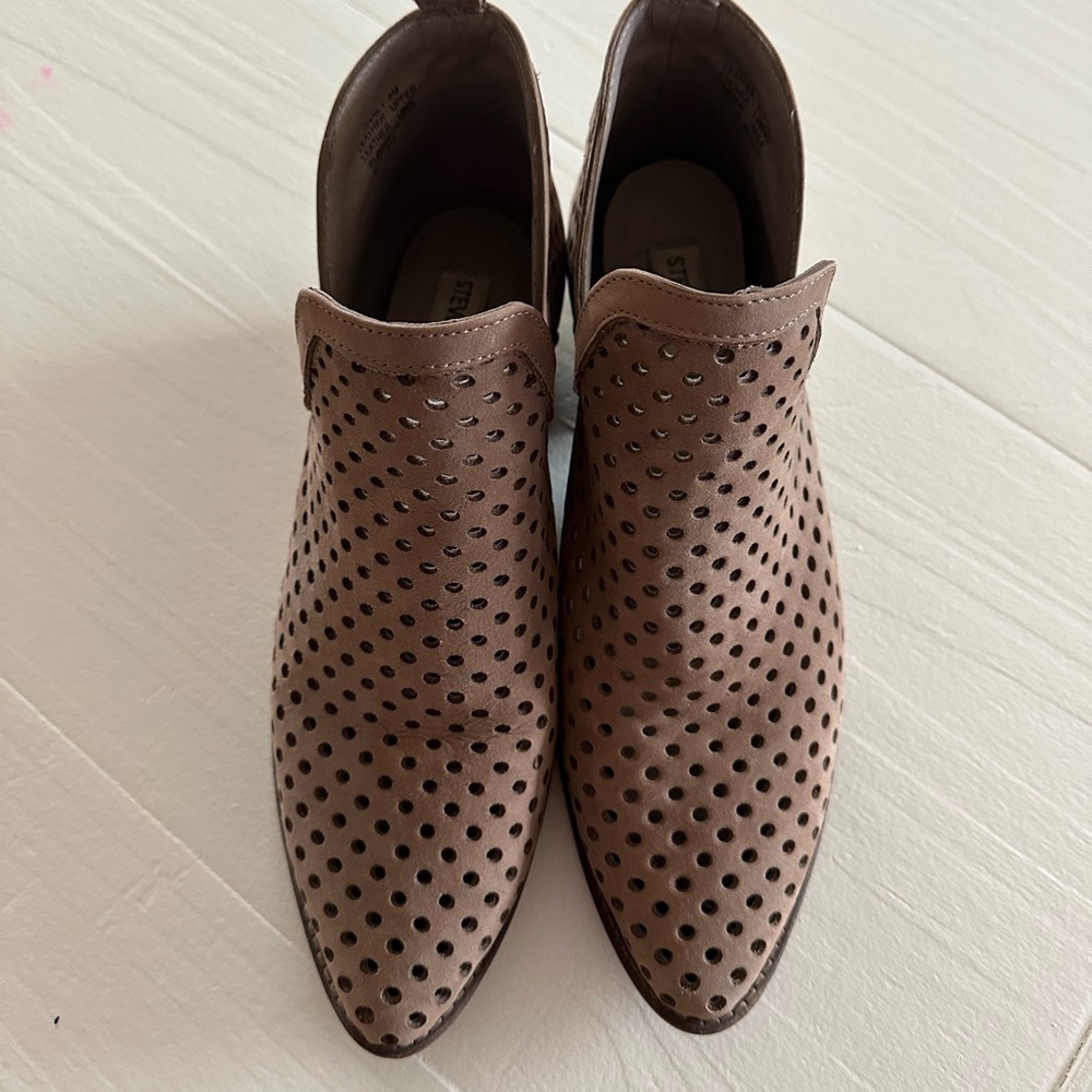 Leather Steve Madden Booties Size 8